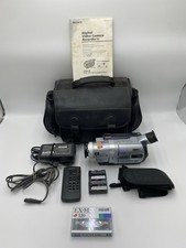 Sony Handycam DCR-TRV730 Digital 8 Hi8 w/Nightshot  Charger-TESTED WORKING