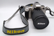 Nikon F55 fotocamera reflex pellicola 35 mm con obiettivo Nikon AF Nikkor 28-100 mm f/3.5-5.6