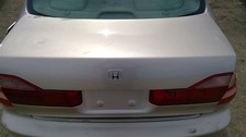 Local Pickup Only Trunkhatchtailgate Sedan Without Spoiler Fits 98-00 Accord