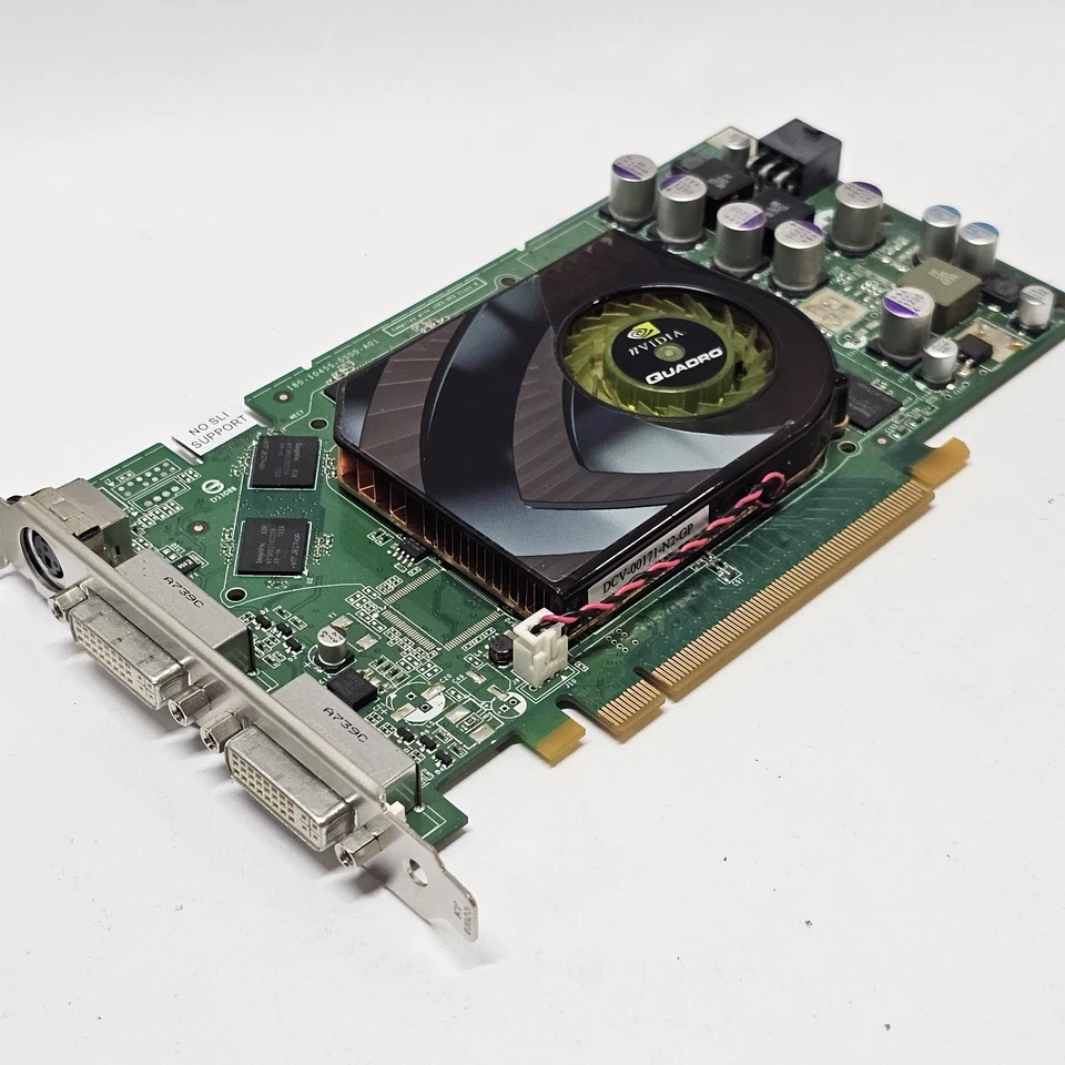 Dell NVIDIA Quadro FX 3450 (T9099) 256MB DDR3 SDRAM PCI Express Graphic Card - Image 2 of 4
