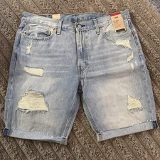 Levi’s 511 SLIM CUT-OFF  MEN'S SHORTS Size 38 Light Wash Distressed