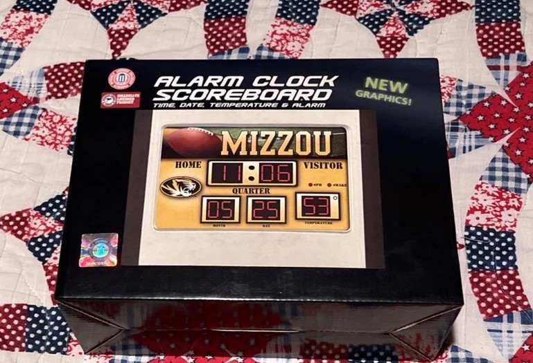Team Sports America Mizzou Missouri Tigers Scoreboard Clock Wall Desk NIB photo