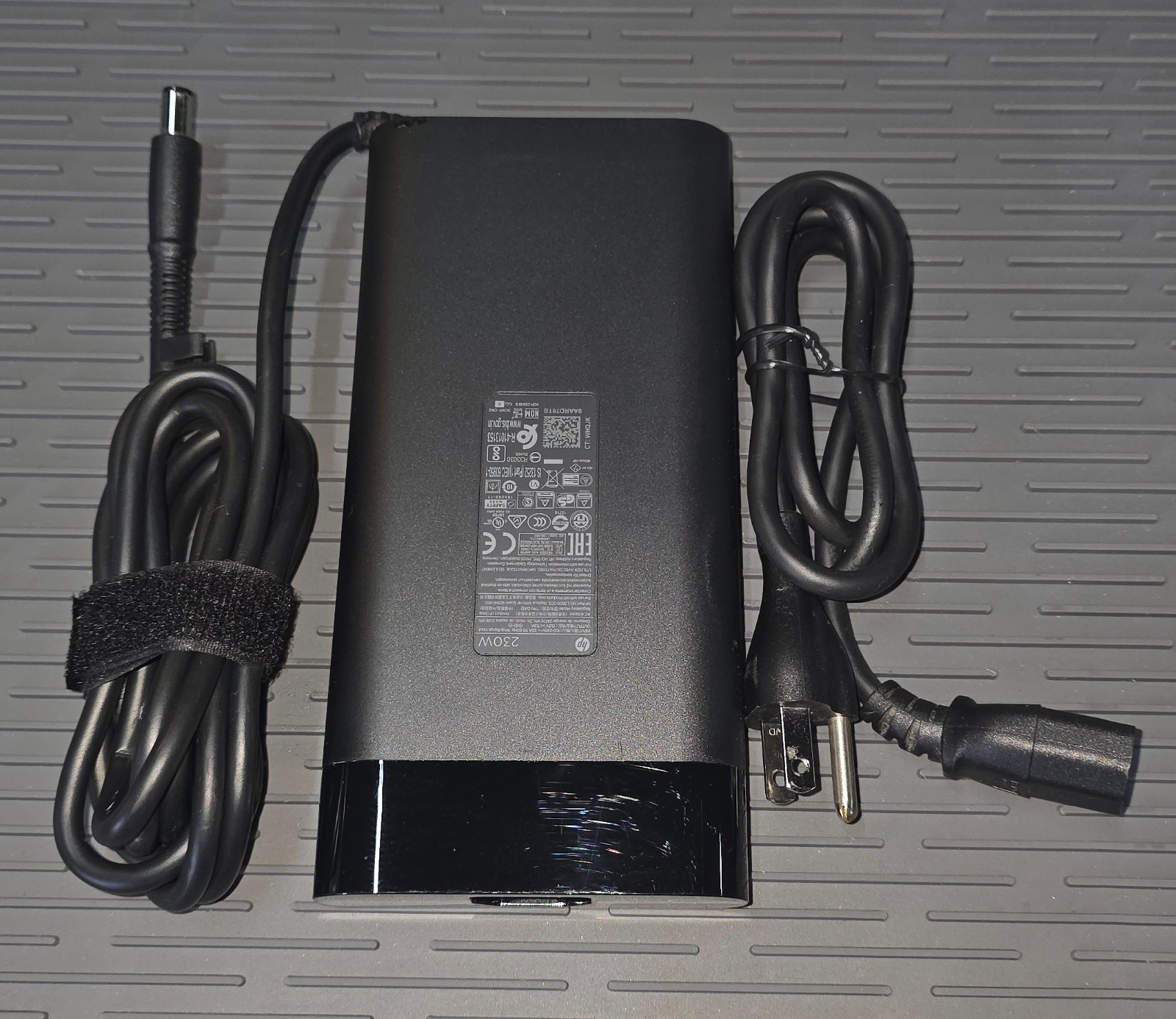 HP 230W AC Power Adapter Charger 19.5V 11.8A TPN-LA10 M35733-001 Dock Laptop PC