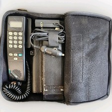 Vintage Motorola Dignitary Bag Cellular Telephone Black Collectible