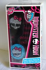 New in box. Hairbrush & Mirror Compact * Monster High * Doll Brush Not Included
