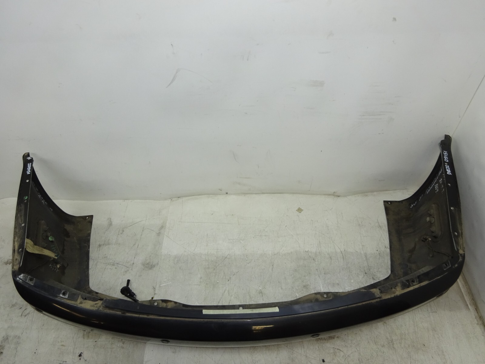 03-08 Maserati Quattroporte Rear Bumper Cover W/ Parking Sensor OEM DE2209151