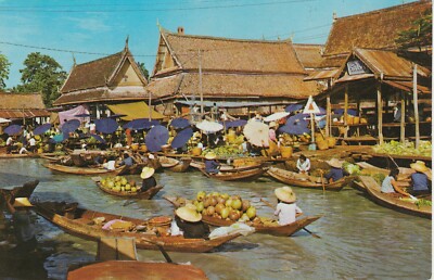 AK Floating Market (Wat-Sai) near Bangkok, Thailand