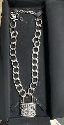 CHANEL SHINY TWEED NECKLACE GOLD CC PADLOCK RUNWAY LOCK