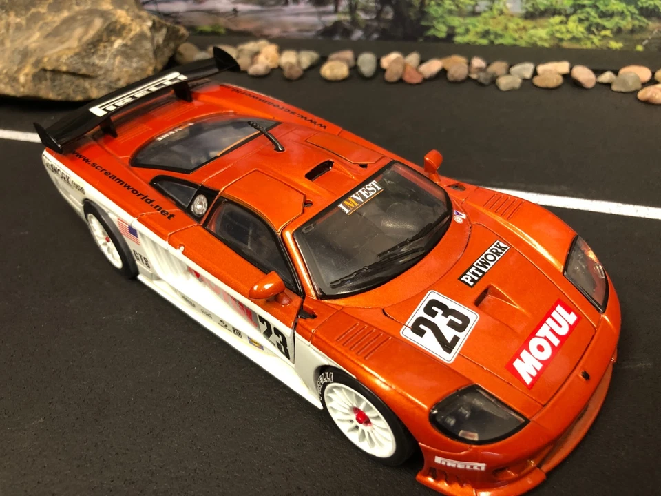 MOTORMAX SALEEN S7 CUSTOMIZED Orange/White/Decals DIECAST 1/24, IMPERFECT - Image 4 of 4