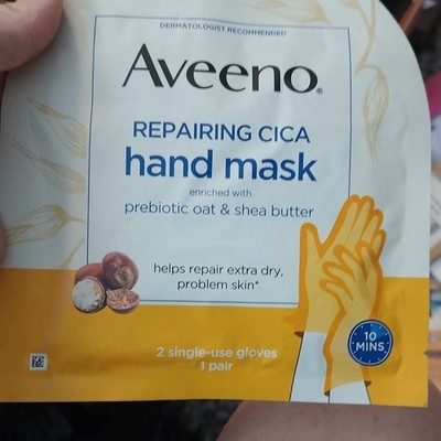 Aveeno Skin Relief Repairing Cica Hand Mask, Prebiotic Oat & Shea, 1 Pair