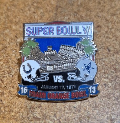 Super Bowl V 5 Final Score Lapel Pin Colts vs Cowboys NFL 