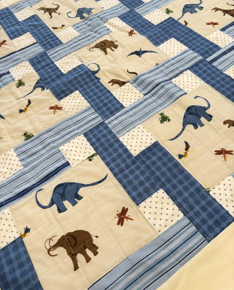 Manta de cuna azul hecha a mano para bebé 40" x 40" dinosaurios Foto 2 de 4