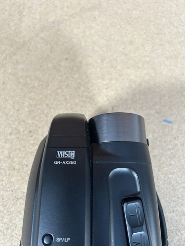 JVC GR-AX280E Compact VHS C Camcorder. Getestet - Kommt mit Akku Ohne Ladegerät. - Bild 9 von 15