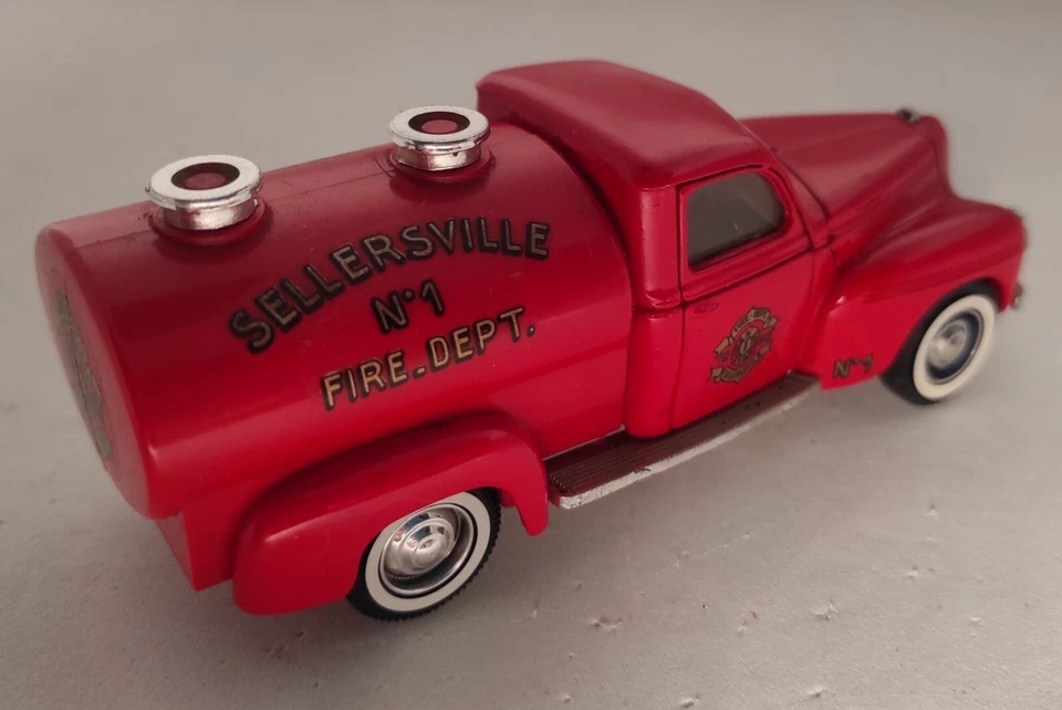 Pompiers SOLIDO 1/43e DODGE 1950 CITERNE SELLERSVILLE FIRE 05/86 - Photo 4/4