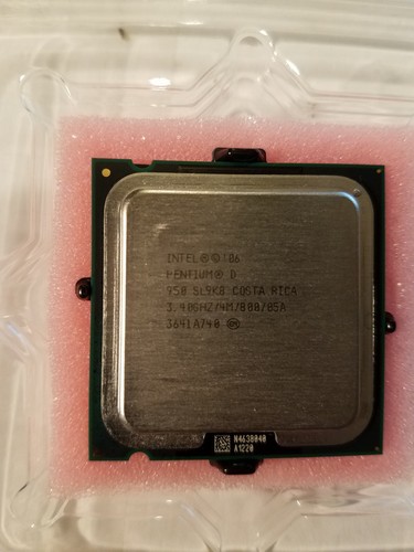 CPU Intel Pentium D 950 2 core 4 MB L2 cache 800 MHz 3,4 GHz LGA 775 SL9K8 - Foto 4 di 8