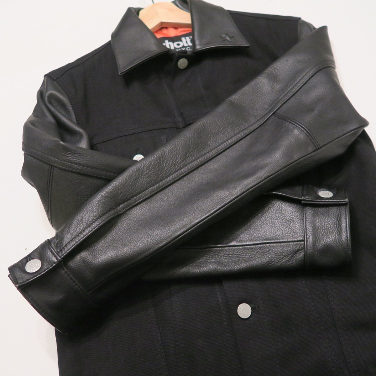 198/255 Made Schott x Volcom Tracker Trucker Jacket S Small 198/255 Made Schott x Volcom Tracker Trucker Jacket S Small