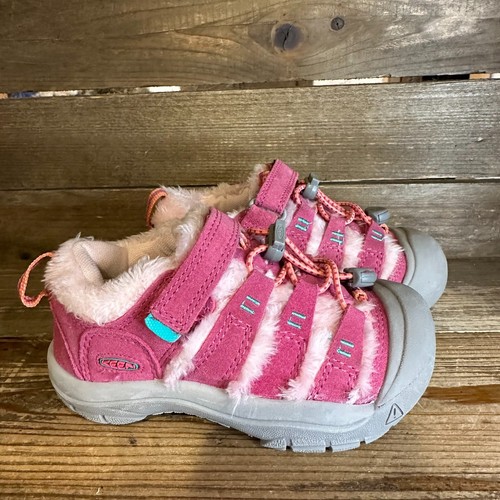 Neu ohne Karton Little Kids Keen Newport rosa Wildleder Fellbesatz Outdoorschuhe Größe 11 C