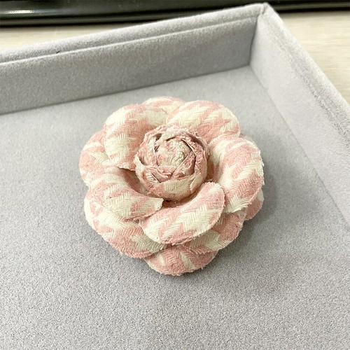 Kamelien Tweed Blumennadel Brosche - Vintage-Stil für Frauen - Elegante Hochzeitsnadel - Bild 10 von 11