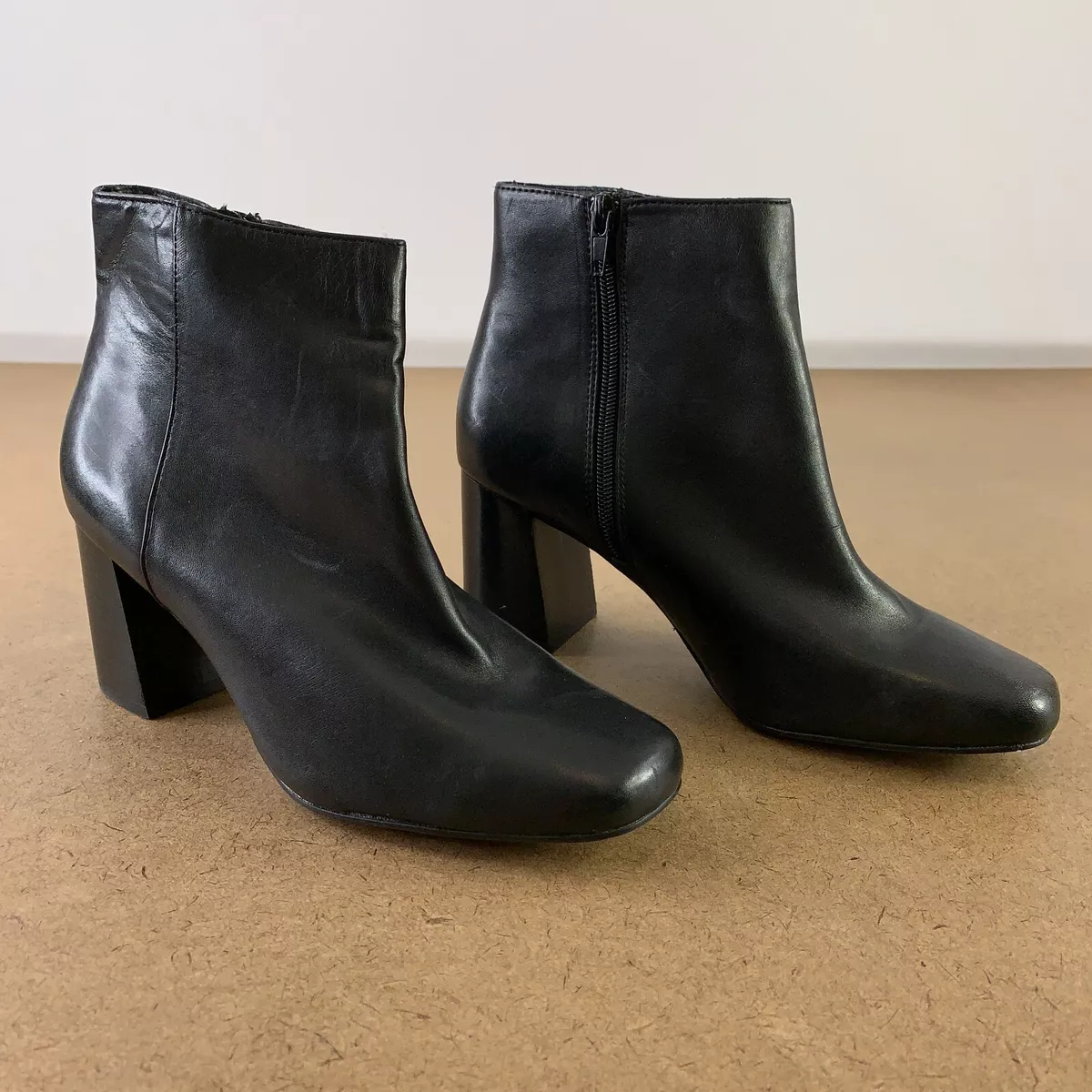 Bella Vita Women s Size 8 Wide Black Leather Wilma Square Toe