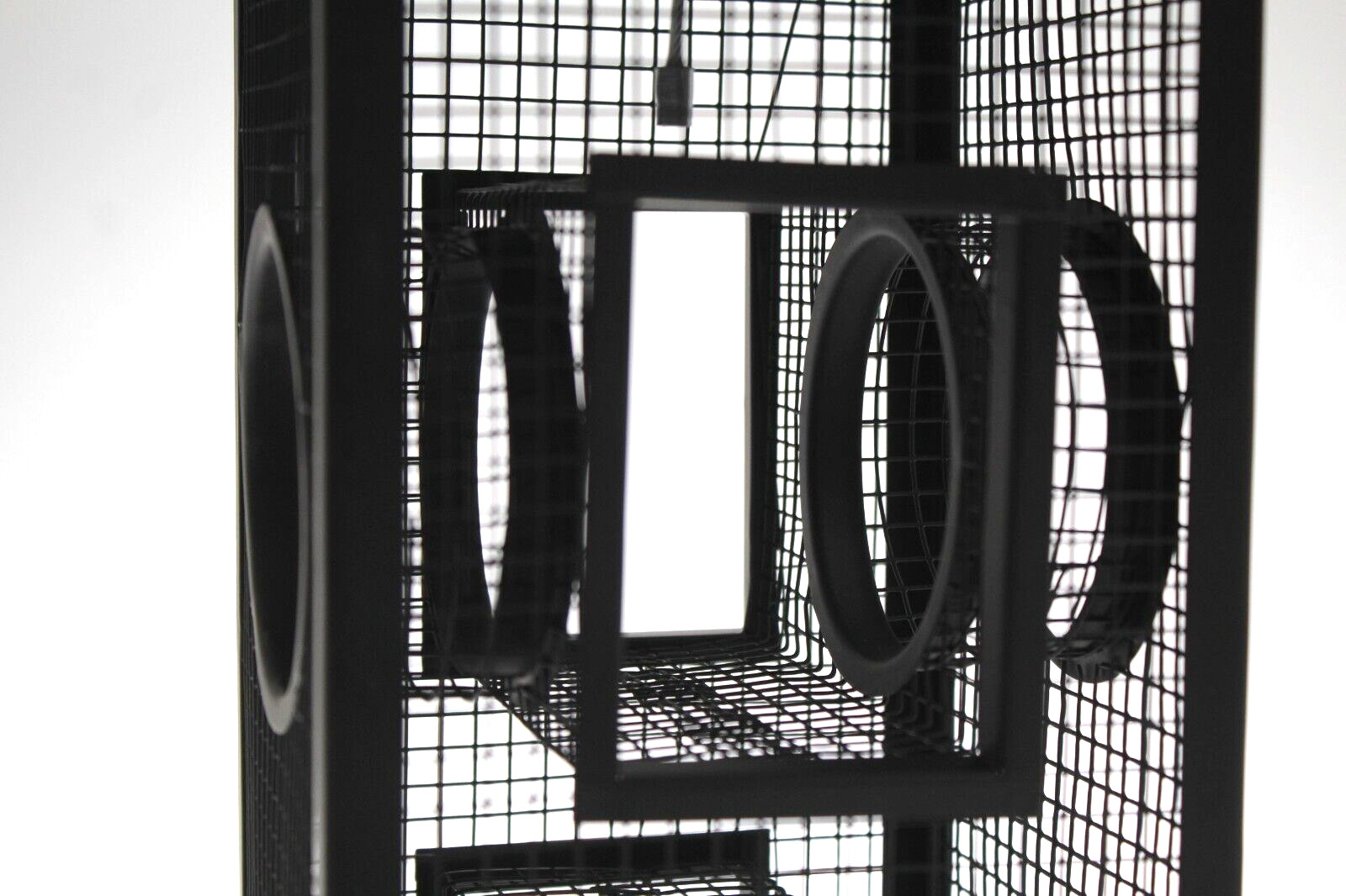 Perky Pet B00303-2, Metal Mesh, 8 Port, Fly Through Bird Feeder