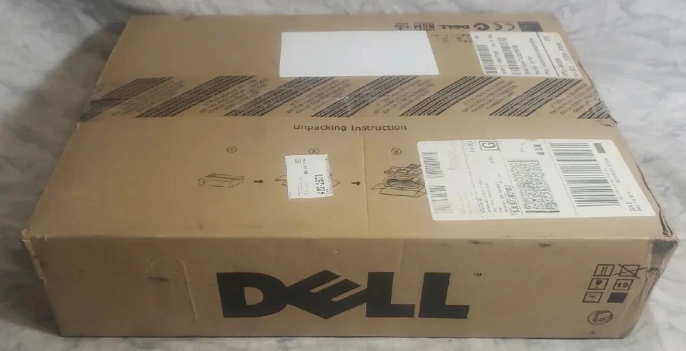 Dell E1910H 19" LCD Monitor, Black w/ VGA Cable Ultra SHARP Quick Refresh Office - Image 4 of 4