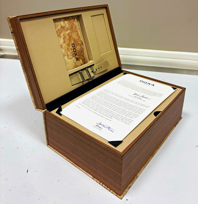 DOXA 1889 Clive Cussler Jules Verne SUB 300T Presentation Box - Strap Included