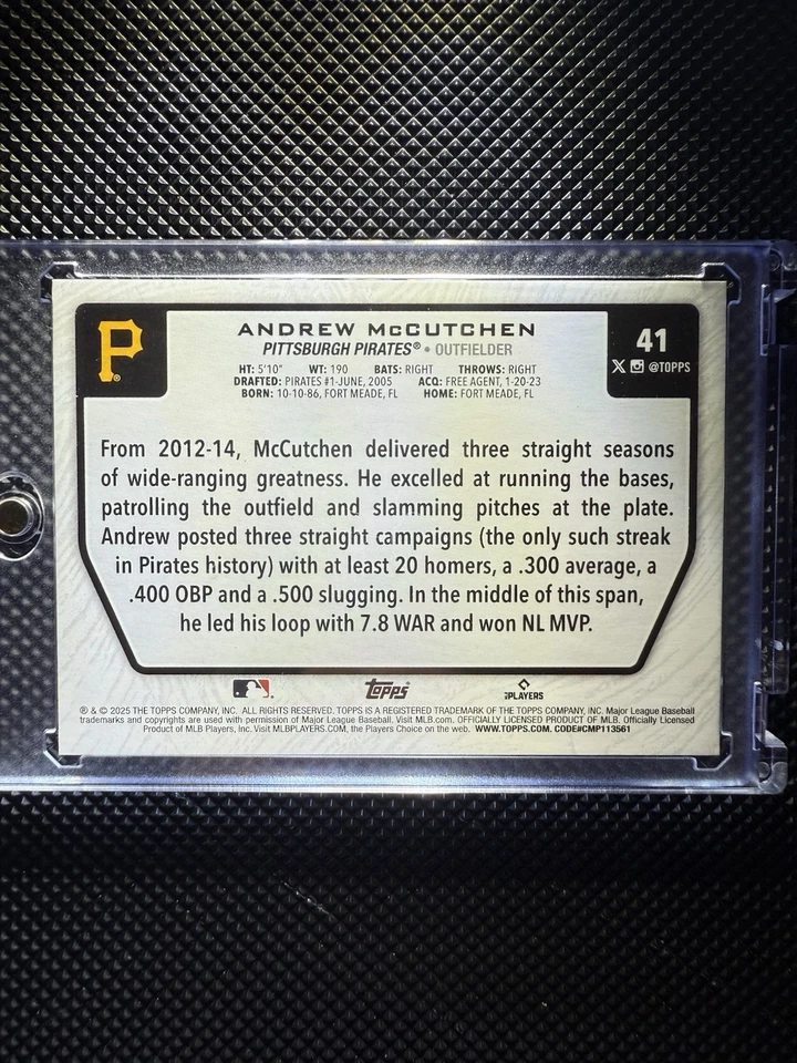 Andrew McCutchen 2025 Topps #41 COLECCIÓN INSIGNIA Lámina de Oro/50 Piratas Foto 2 de 4