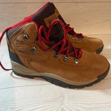 Columbia Womens Hiking Boot Size 9 Newton Ridge BL4552-286