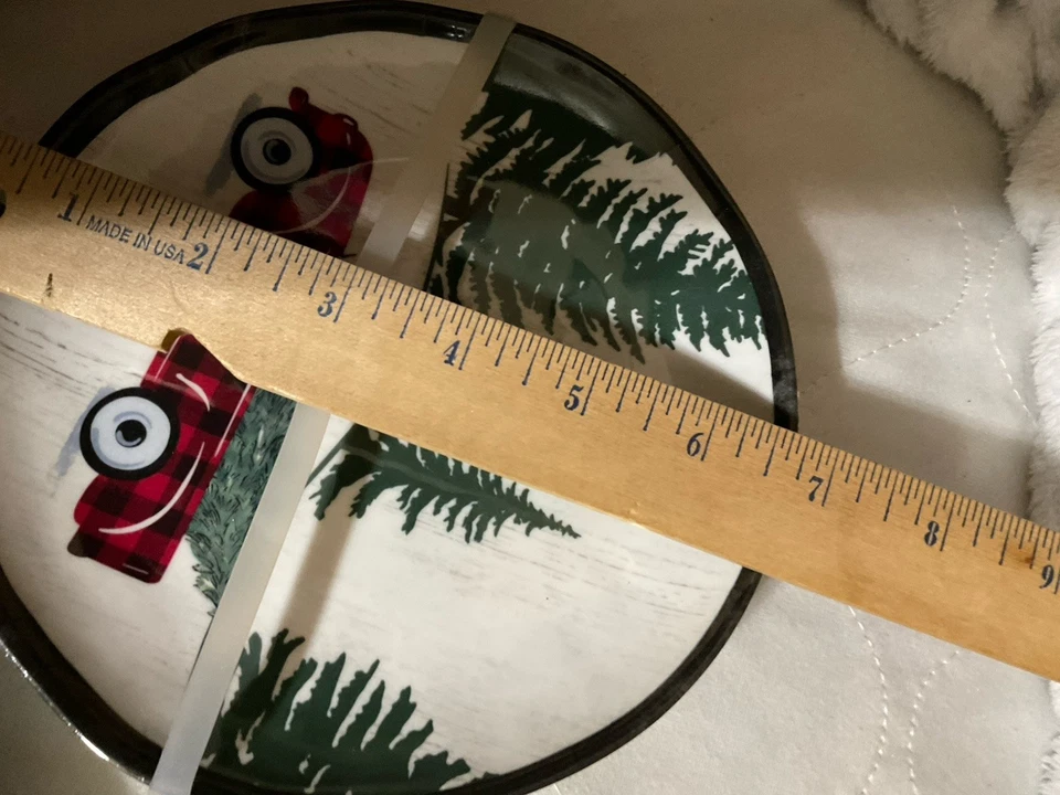 Juego de 4 Platos de Aperitivo Rojo Camión Transporte Árbol Melamina Nuevo con Etiquetas. 6,5 pulgadas Foto 2 de 4