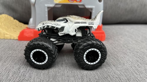 HEISSRÄDER MONSTER LKW WÄHLEN SIE AUS LISTE AUTO RABATTE VERFÜGBAR - Bild 244 von 625