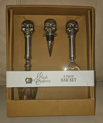 Witch Crafters 3 Piece Skull Bar Tool Set Ice Scoop Stopper and Bottle Opener