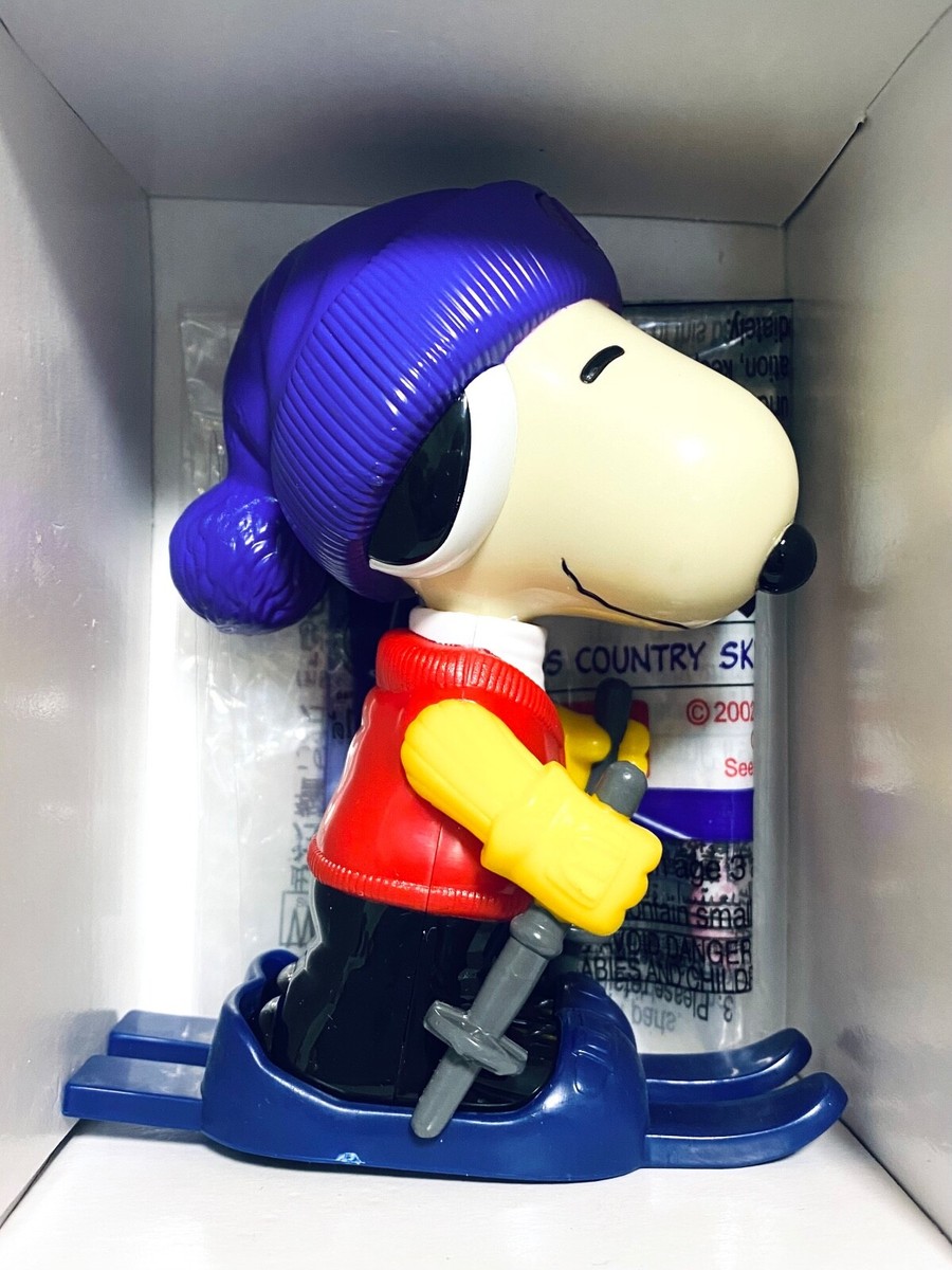World Tour & Peanuts 0 McDonalds The SNOOPY Sporty x 1