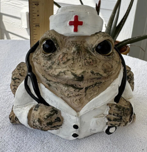 Nurse Toad Hollow Decor GIFT Yard Medical Fun Doctor Homestyle Frog Indoor/Out