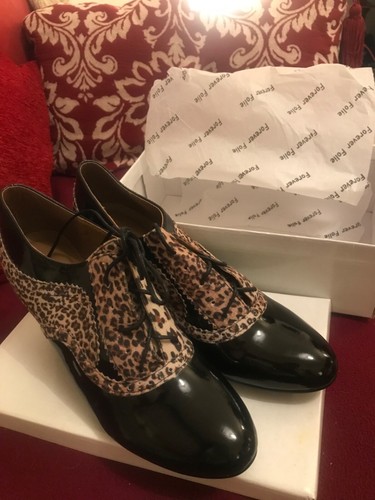 Gorgeous & stylish leopard print & black lace up heeled shoes size 7 - Picture 2 of 5
