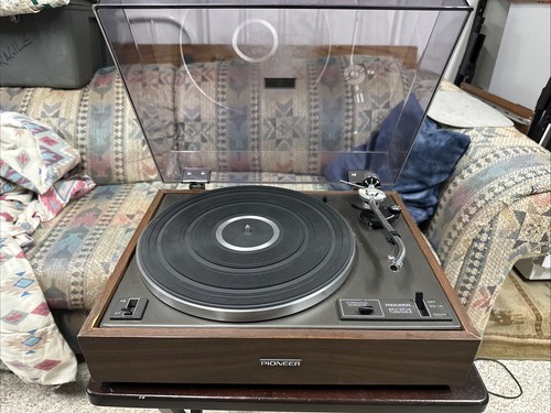 Pioneer PL12-D II Turntable (NO HEADSHELL OR CARTRIDGE) Tested Working