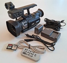 JVC GY-HM100E Professional HD Camcorder 1080p SDHC MPEG-2 35Mbps + Accessories