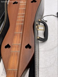 Brown Music Instrument Right Handed Appalachian Dulcimer With Case
