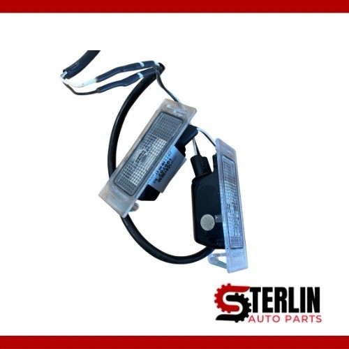 LUCI TARGA ORIGINALI VAUXHALL ASTRA J MK6 10415838 E TELAIO CABLAGGIO - Foto 1 di 7