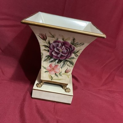 Vtg Toyo Metal Cachepot Or Planter Floral Lillian August Design, 1 Small Ding
