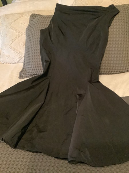 Cue LBD  Taffeta Flared Skirt Back Zip 10