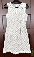 Calvin Klein Dress Women  s 6 A-Line Sleeveless White Eyelet Overlay Cotton Blend