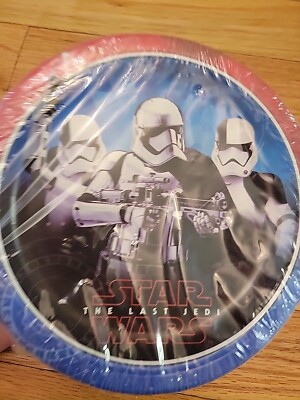 Star Wars The Last Jedi 36 Count Party Plates In