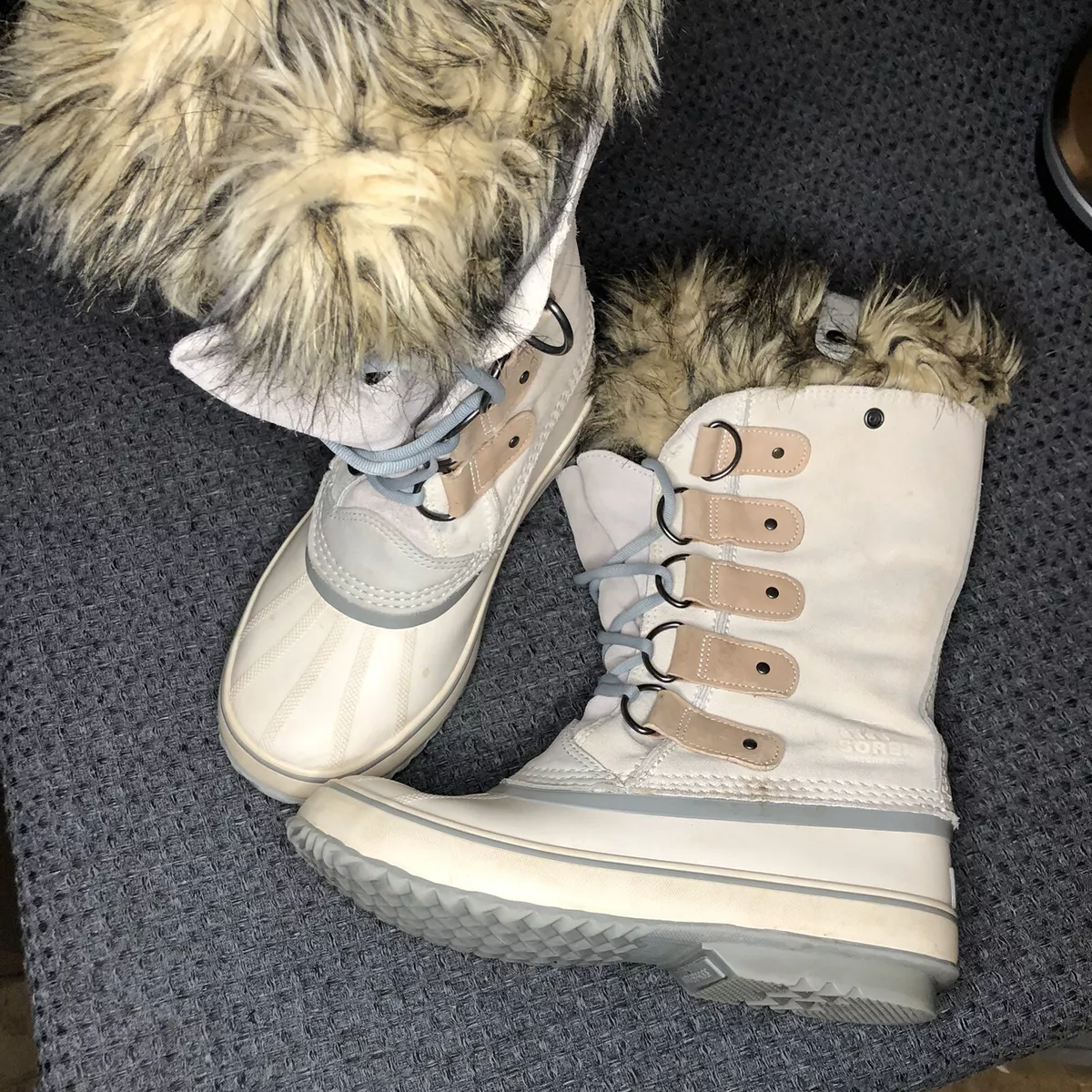 Sorel Boots Cream Joan of Arctic faux fur trimmed waterproof suede NL1540 139 W8