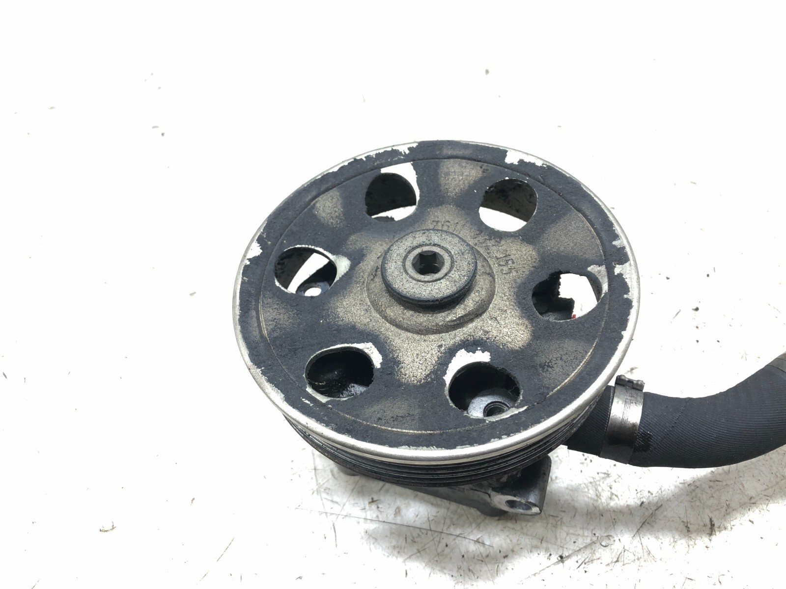2014-2017 MASERATI GHIBLI 3.0L POWER STEERING PUMP W/ PULLEY OEM.