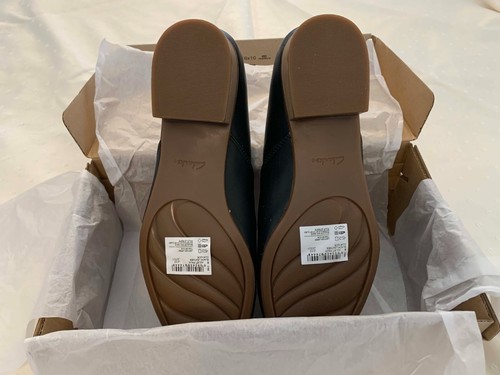 Clarks Juliet Palm Black Minimalist Leather Slip On Shoes Women's 8.5W NEW - Picture 2 of 4
