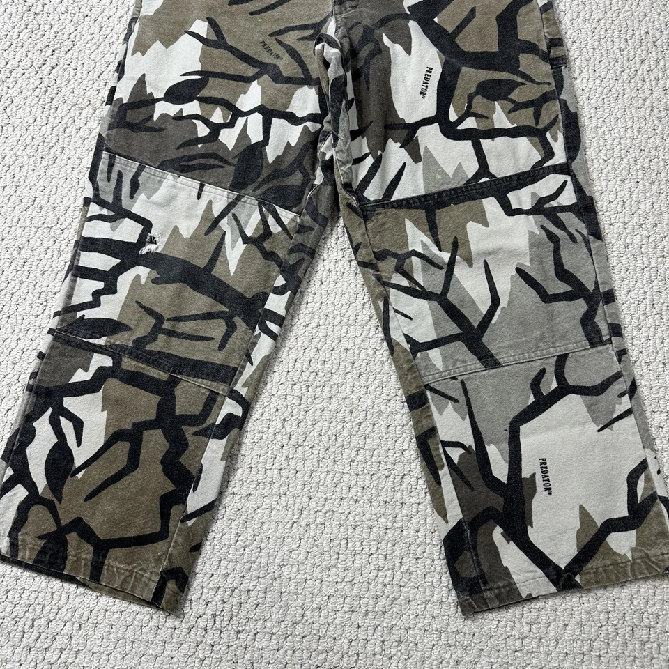 Vintage Predator Fall Gray Camo Hunting Cargo Pants Men's Medium USA Made 30x26 - Image 3 of 4