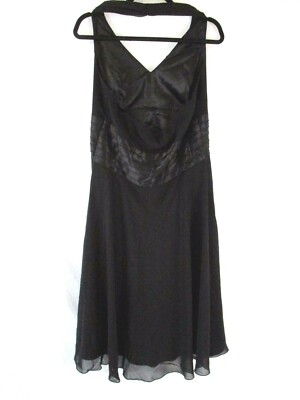 Liz Claiborne Halter Cocktail Dress Empire Sz 14 Black Lined Mid Calf Women F175