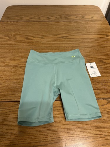 NWT Free Assembly Green Biker Shorts Sz Youth Medium (7-8) - Picture 2 of 16