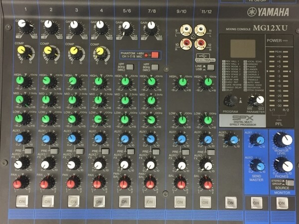 YAMAHA MG12XU 12チャンネル Amazon.com: Yamaha MG12XU 12-Input 4-Bus Mixer with Effects