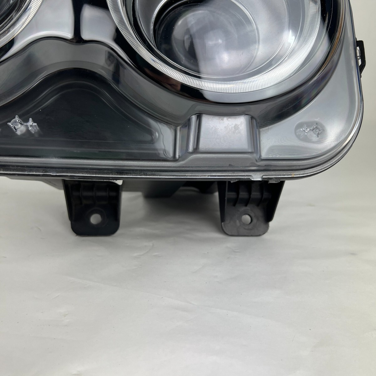 OEM 2015 - 2018 Dodge Challenger SRT Hellcat Left HID Xenon 